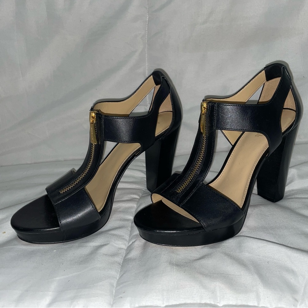 MICHEAL KORS Zip-Up Heels